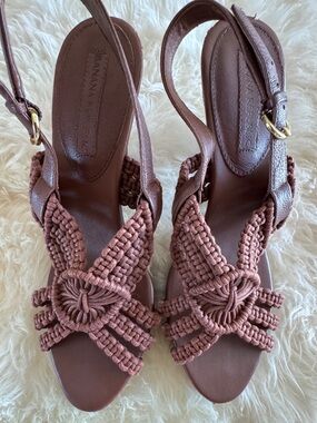 Like New Banana Republic Leather Heels